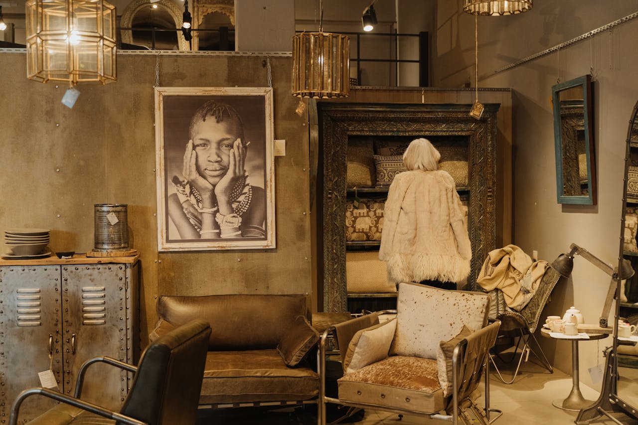 Background, Collections, and Cultural Importance of Antique Gallery St. Martin